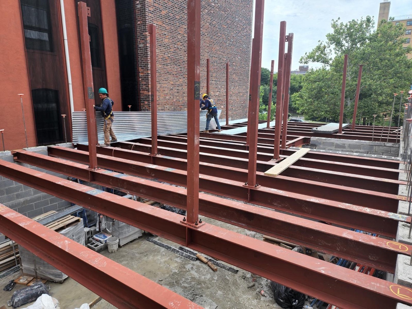 Steel floor framing installation